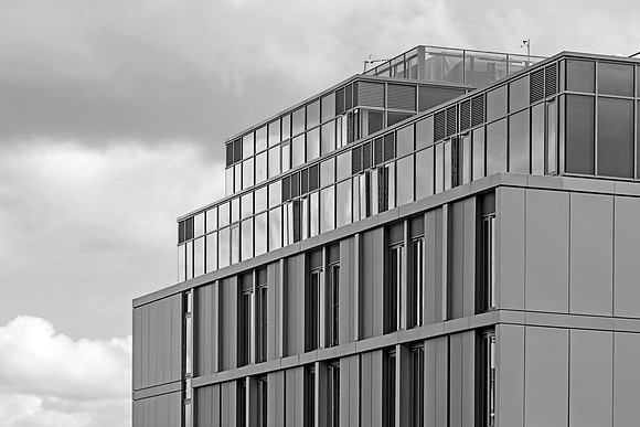 Glass On Top Mono